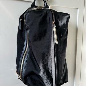 Caraa Studio 2 Large